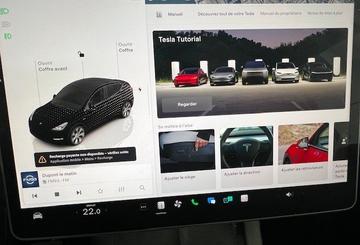 Tesla Model Y 2024 - Thumbnail 17
