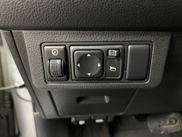 Nissan Versa 2007 - Image 18