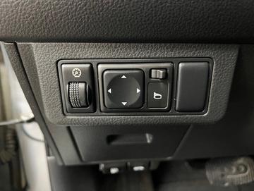 Nissan Versa 2007 - Thumbnail 18