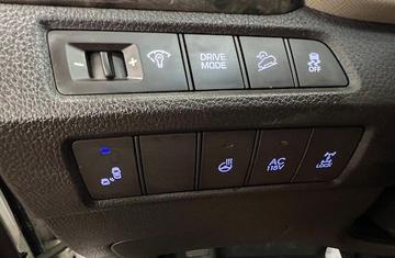 Hyundai Santa Fe XL 2017 - Thumbnail 24