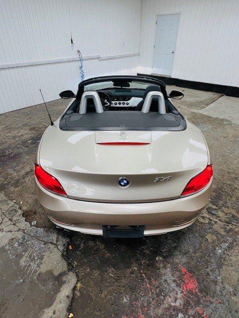 BMW Z4 2009 - Image 7
