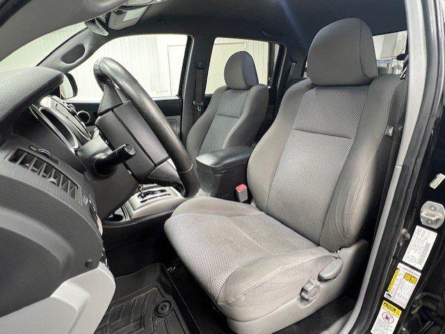 Toyota Tacoma 2013 - Image 28