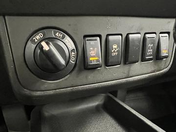 Nissan Frontier 2016 - Thumbnail 24