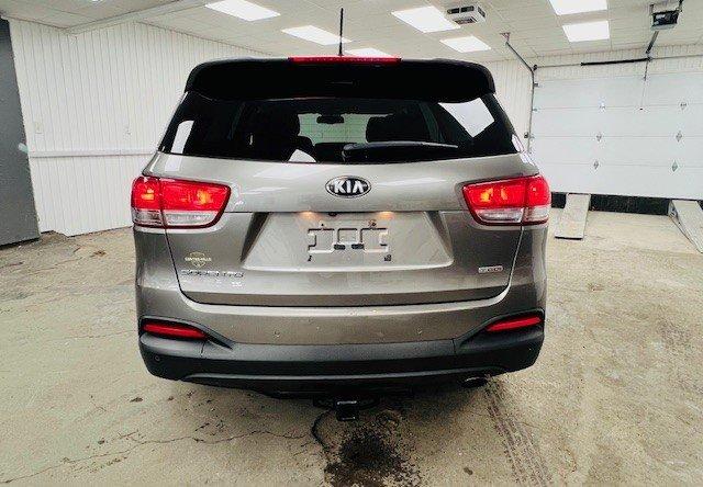 Kia Sorento 2016 - Image 8
